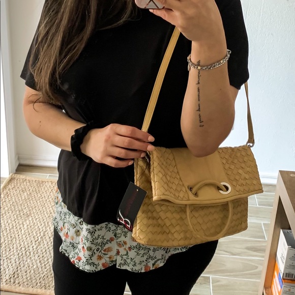 Vintage Sondra Roberts yellow bag - Picture 15 of 15